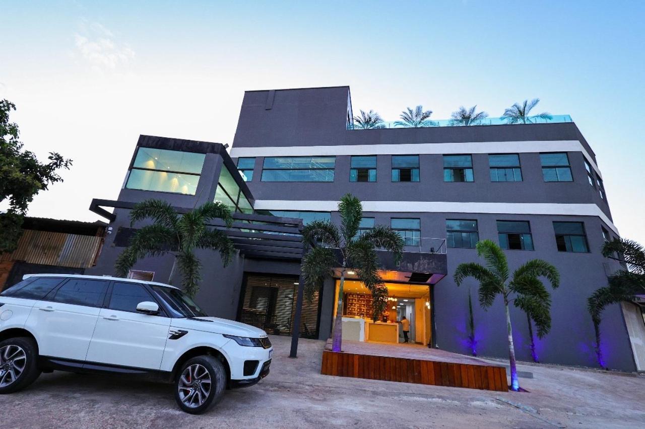 Jbr Park Hotel Goiânia Exterior foto